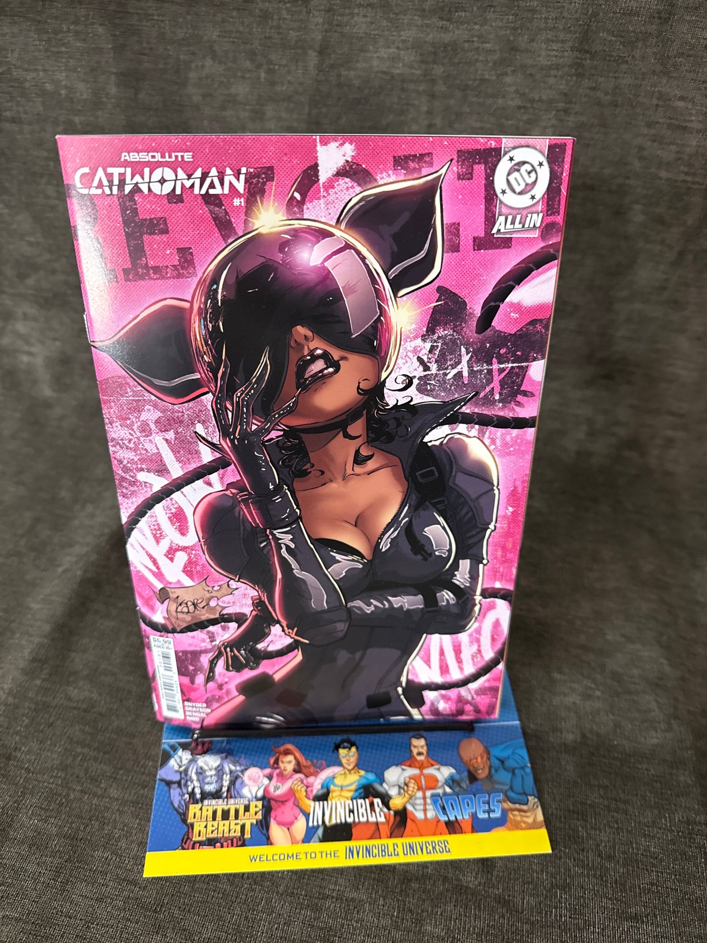ABSOLUTE CATWOMAN #1 (OF 6) CVR C KAARE ANDREWS CARD STOCK VARIANT