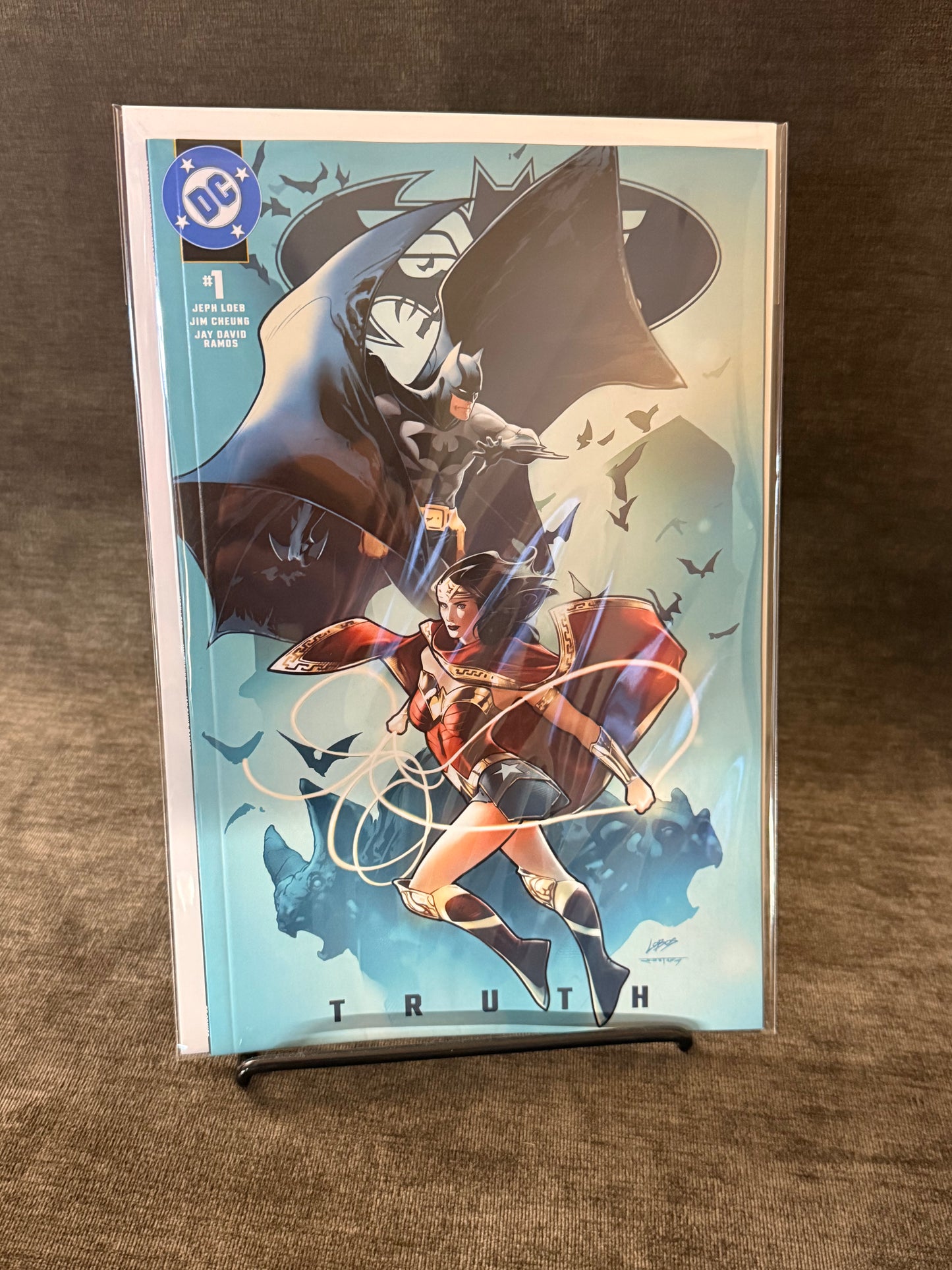 BATMAN WONDER WOMAN: TRUTH #1 (ONE SHOT) ā Cover D Pablo Villalobos Variant