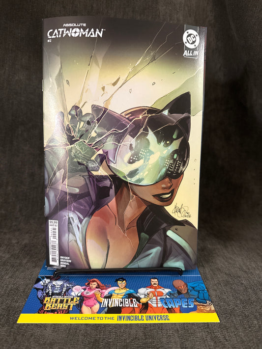 ABSOLUTE CATWOMAN #2 (OF 6) – Cover C Mirka Andolfo Card Stock Variant