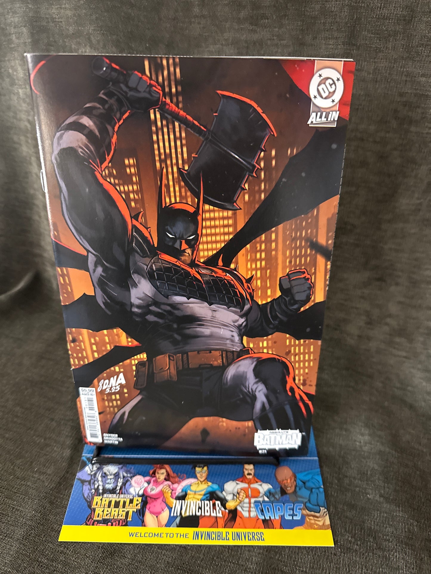 ABSOLUTE BATMAN #21 CVR B DAVID NAKAYAMA CONNECTING CARD STOCK VARIANT